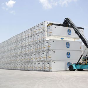 Konecranes reach stackers at Chiquita_3